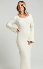 Nina knitted Maxi Dress - Scoop Neck Knitted Maxi Dress in Beige