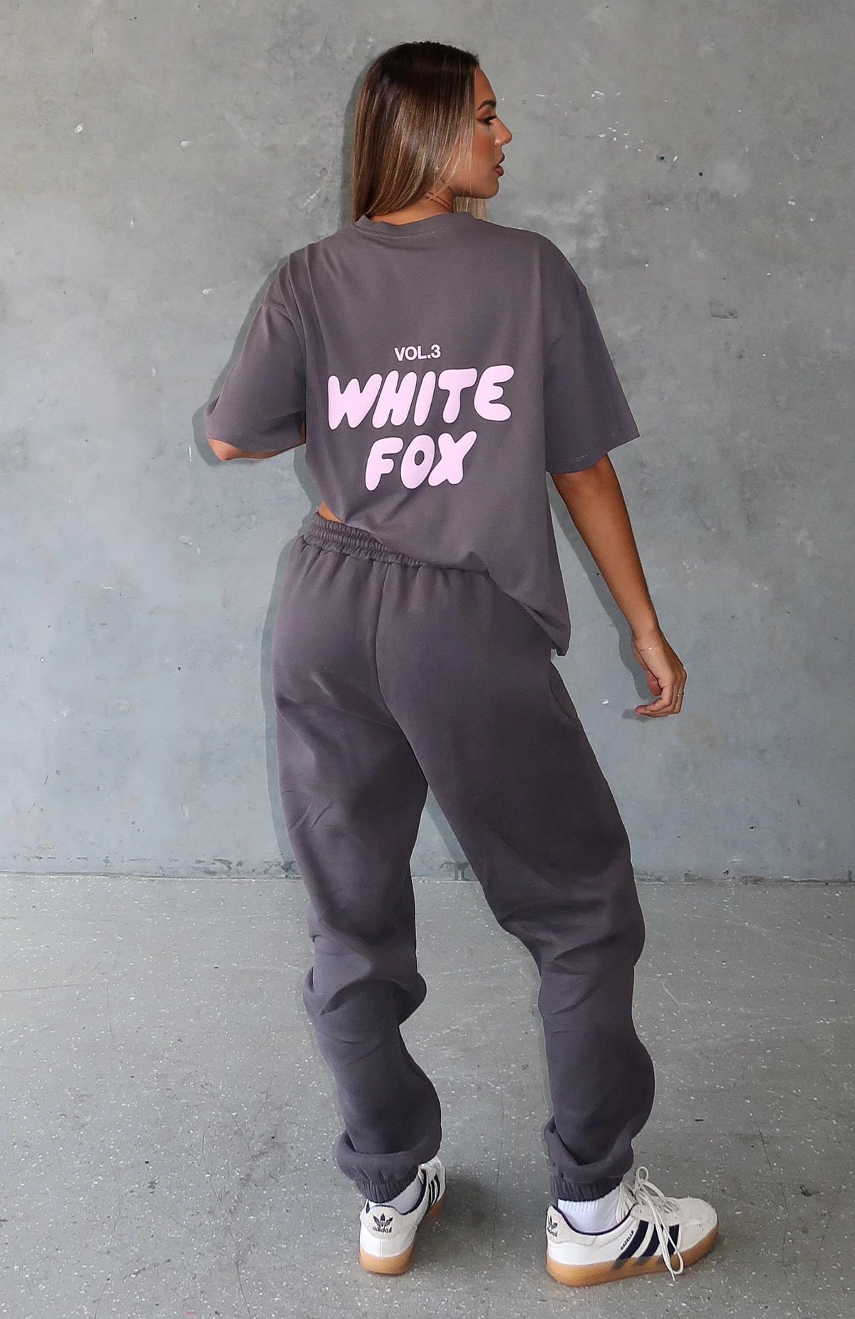 Offstage Back Graphic Oversized Tee Volcanic